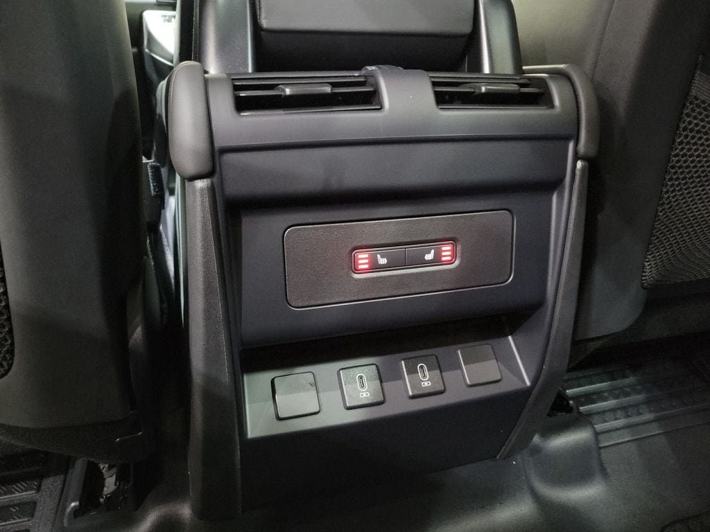 New 2026 Land Rover Defender 110 S AWD/4WD image 23