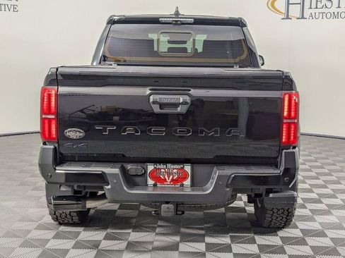 Used 2025 Toyota Tacoma TRD Off-Road w/ TRD Off Road Premium Package AWD/4WD image 6