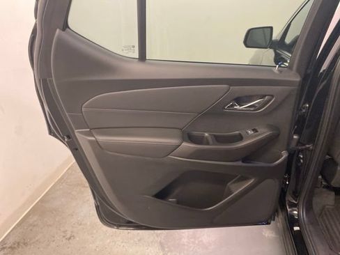 Used 2023 Chevrolet Traverse LT AWD/4WD image 25