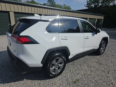 Certified 2025 Toyota RAV4 XLE AWD/4WD image 6