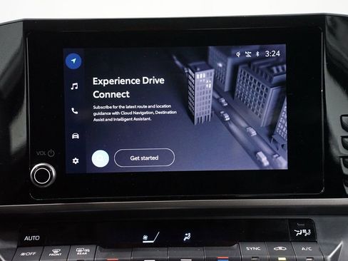 Used 2025 Toyota Camry LE image 17