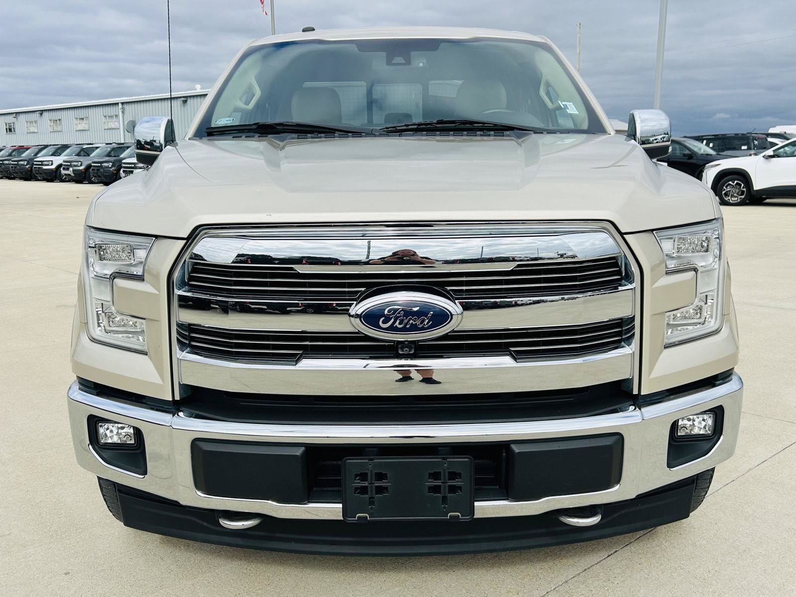 Used 2017 Ford F150 Lariat w/ Equipment Group 502A Luxury AWD/4WD image 34