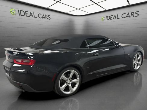 Used 2018 Chevrolet Camaro SS RWD image 5
