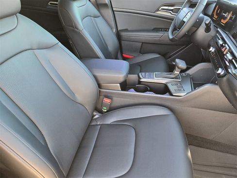 New 2026 Kia Sportage EX w/ EX Panorama Roof Package image 10