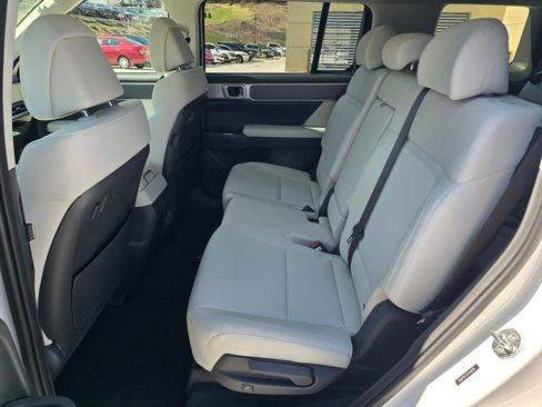 New 2026 Hyundai Santa Fe SE AWD/4WD image 11