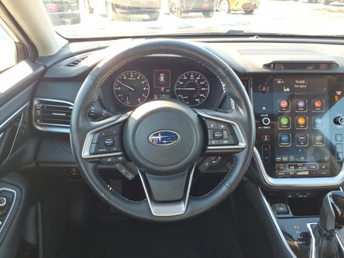 Used 2022 Subaru Outback Limited image 14