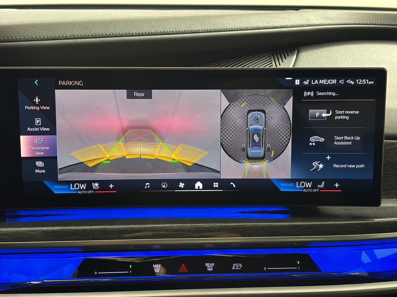 Used 2023 BMW 760i xDrive AWD/4WD image 24