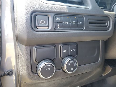 Used 2022 Chevrolet Tahoe LS RWD image 23