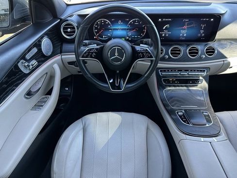 Used 2021 Mercedes-Benz E 450 4MATIC Sedan image 11