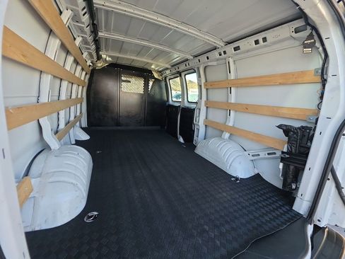 Used 2024 Chevrolet Express 2500 w/ Driver Convenience Package RWD image 26