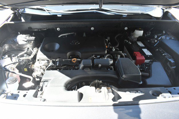 Used 2025 Toyota RAV4 LE AWD/4WD image 29