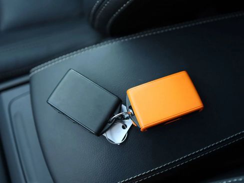 Used 2025 Volvo XC40 B5 Core image 27