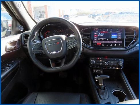 Certified 2025 Dodge Durango GT AWD/4WD image 11