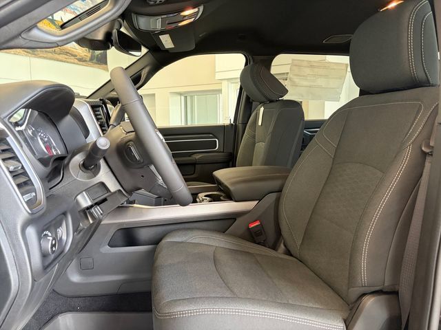 New 2026 RAM 2500 Big Horn AWD/4WD image 15
