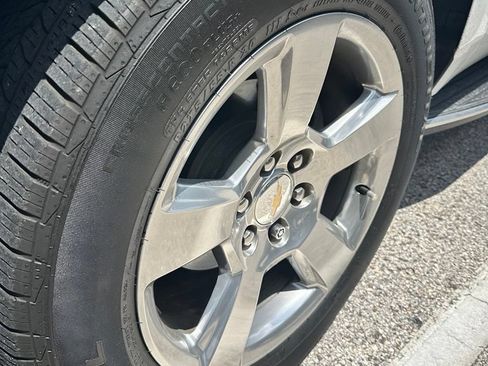 Used 2018 Chevrolet Tahoe Premier RWD image 5