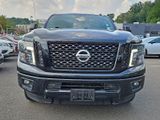 Used 2018 Nissan Titan SV w/ SV Convenience Package image 2