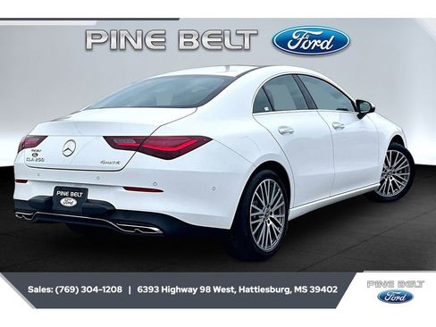 Used 2025 Mercedes-Benz CLA 250 4MATIC image 12