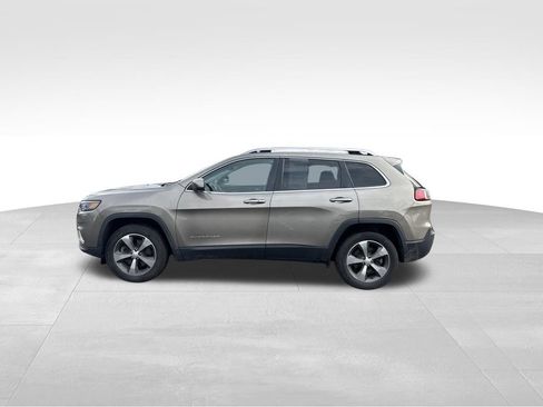 Used 2019 Jeep Cherokee Limited AWD/4WD image 3