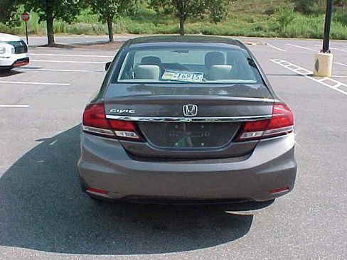 Used 2013 Honda Civic LX image 10