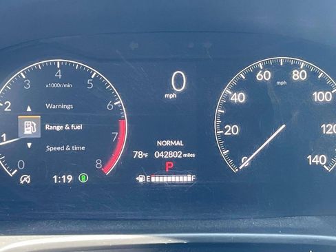 Used 2024 Honda CR-V LX image 25