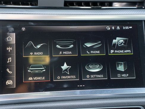 Used 2025 Audi Q3 2.0T Premium image 35