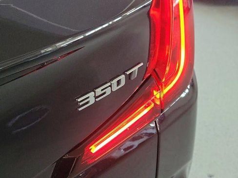 Certified 2023 Cadillac XT4 Luxury image 8