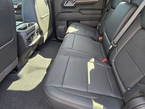 New 2026 GMC Sierra 1500 Denali w/ Technology Package AWD/4WD image 7