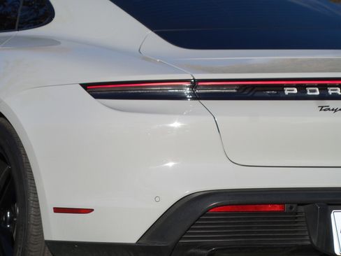 Used 2021 Porsche Taycan Turbo S image 21