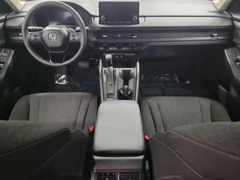 Certified 2025 Honda Accord SE image 14