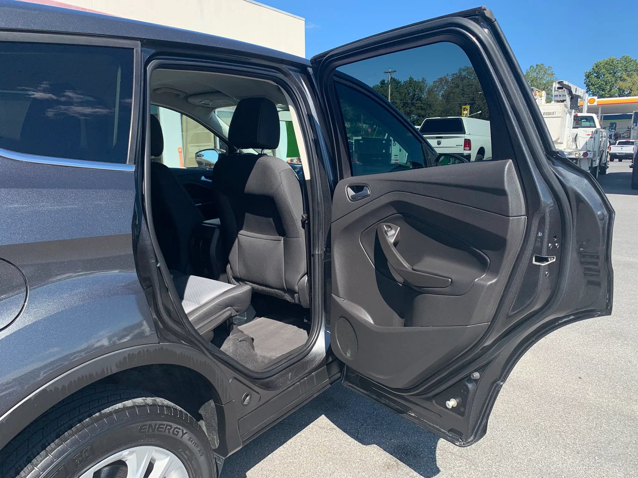 Used 2017 Ford Escape SE AWD/4WD image 27