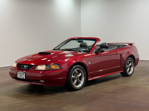 Used 2004 Ford Mustang GT RWD image 91