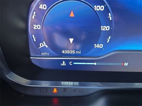 Certified 2023 Chevrolet Tahoe Z71 w/ Luxury Package image 32