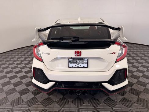 Used 2018 Honda Civic Type R image 5