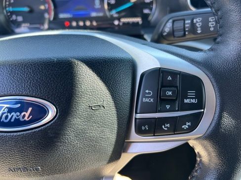 Certified 2022 Ford Explorer XLT w/ Equipment Group 202A image 16