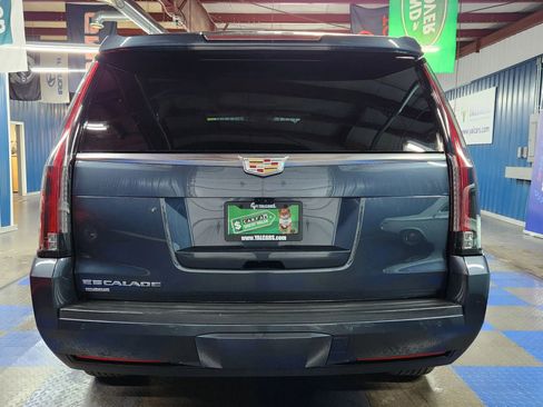 Used 2020 Cadillac Escalade Luxury image 87