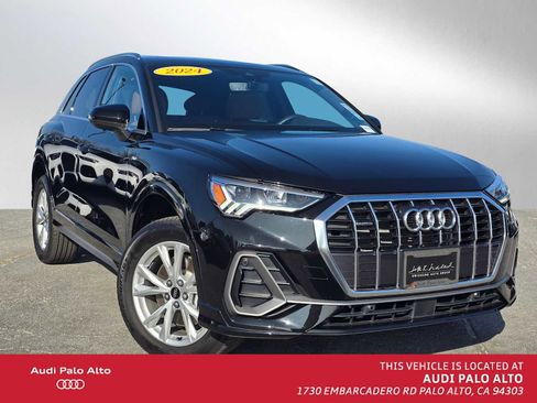 Used 2024 Audi Q3 2.0T Premium w/ Convenience Package image 1