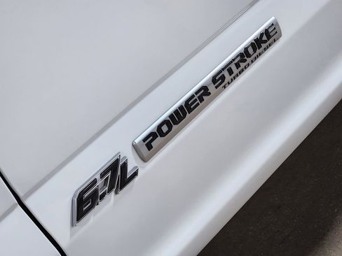 Used 2022 Ford F250 XL w/ Power Equipment Group image 26