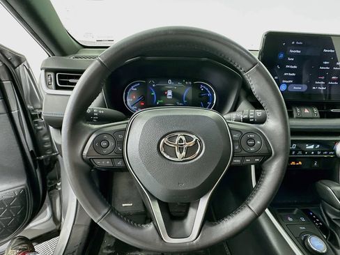 Used 2023 Toyota RAV4 XSE AWD/4WD image 12