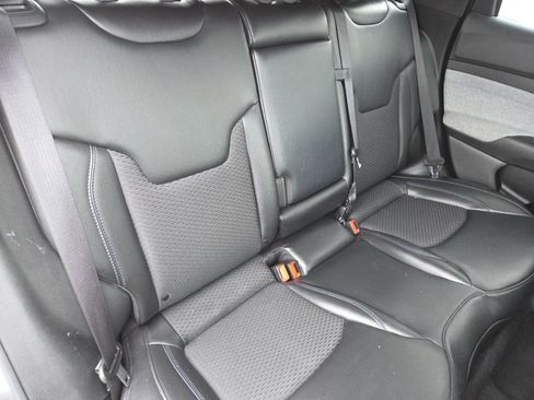 Used 2023 Jeep Compass Latitude w/ Convenience Group image 21