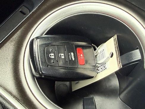 Used 2023 Toyota Camry XLE w/ Cold Weather Package image 31