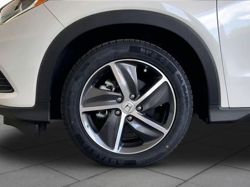 Used 2022 Honda HR-V EX-L image 11