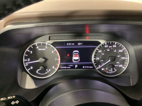 Used 2023 Nissan Rogue SV w/ SV Premium B Package image 19