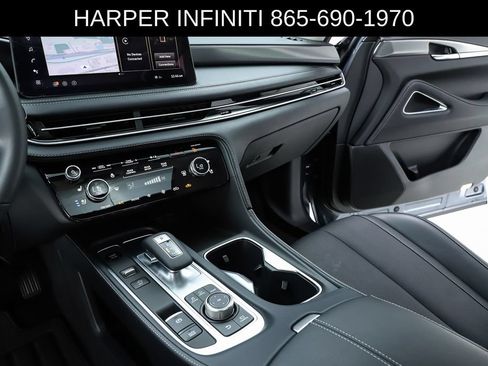 Certified 2026 INFINITI QX60 Luxe w/ Cargo Package AWD/4WD image 24