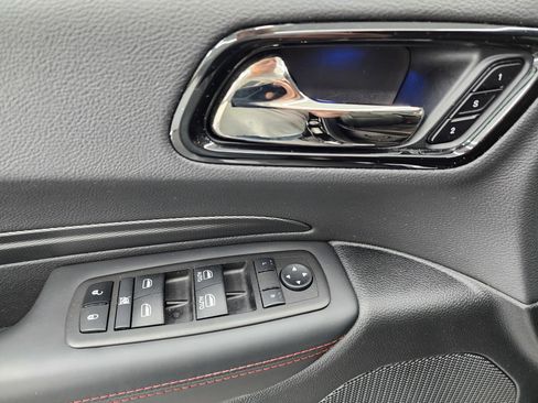 Used 2024 Dodge Durango GT image 39