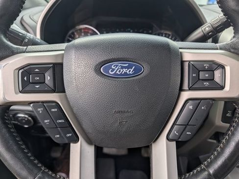 Used 2019 Ford F250 Lariat w/ Lariat Ultimate Package AWD/4WD image 25