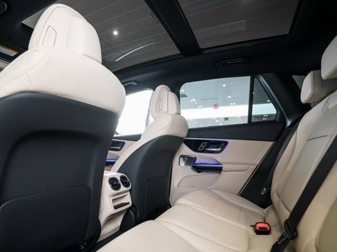 New 2026 Mercedes-Benz GLC 300 4MATIC image 12