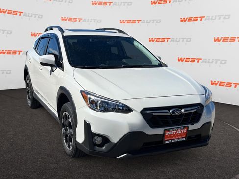 Used 2023 Subaru Crosstrek 2.0i Premium image 7