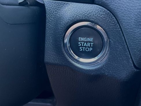 Certified 2022 Toyota RAV4 XLE AWD/4WD image 19
