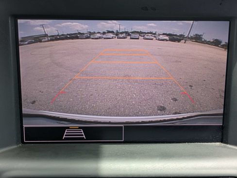 Used 2024 GMC Terrain SLE FWD image 23
