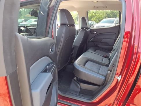 Used 2018 Chevrolet Colorado Z71 AWD/4WD image 41